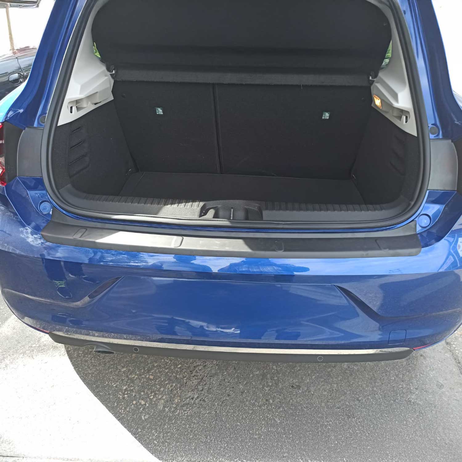 Protector Parachoques para Renault Clio Hatchback 2019-2022 Negro Mate ABS