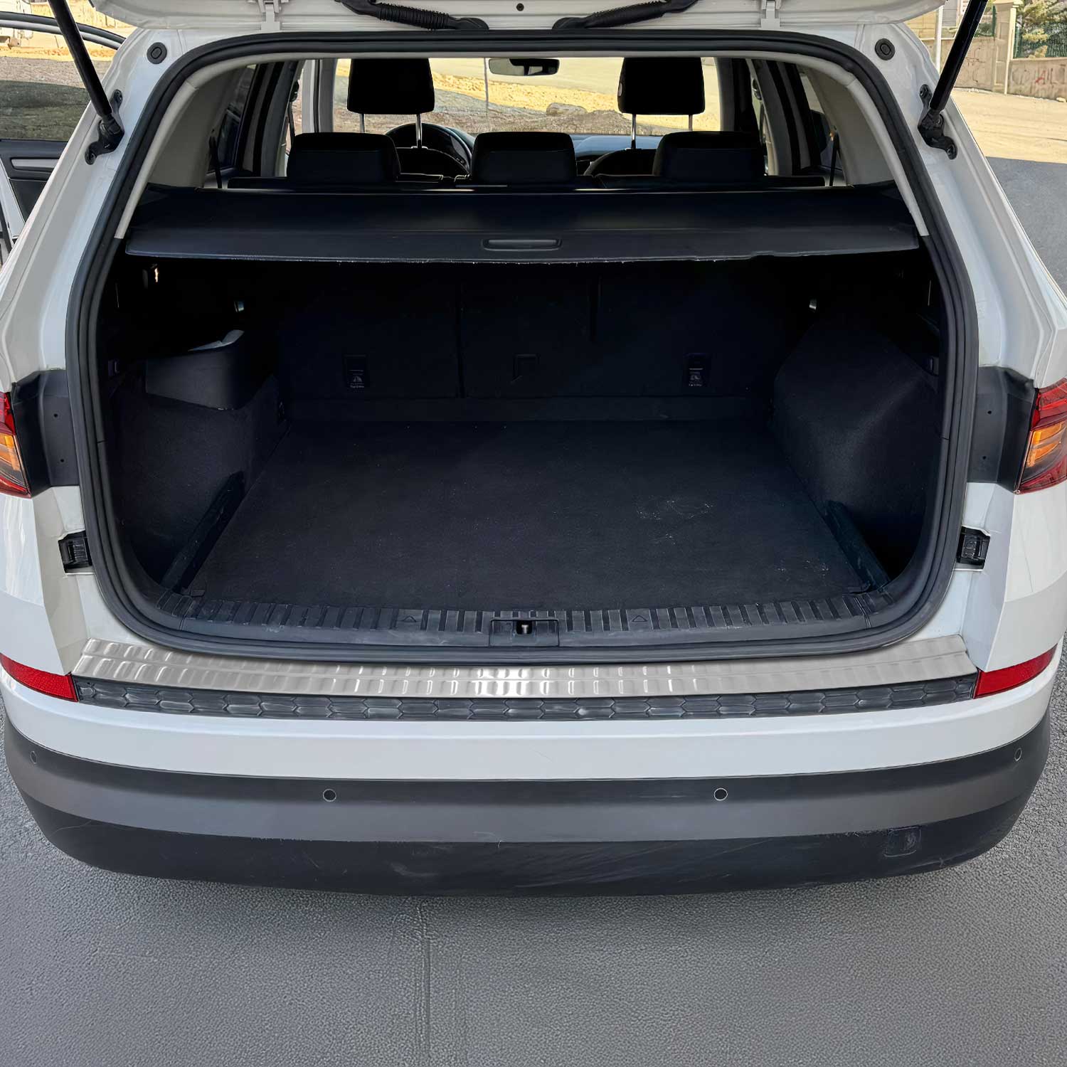Protector de Parachoques Trasero para Skoda Kodiaq I 2017-2024 Acero cepillado