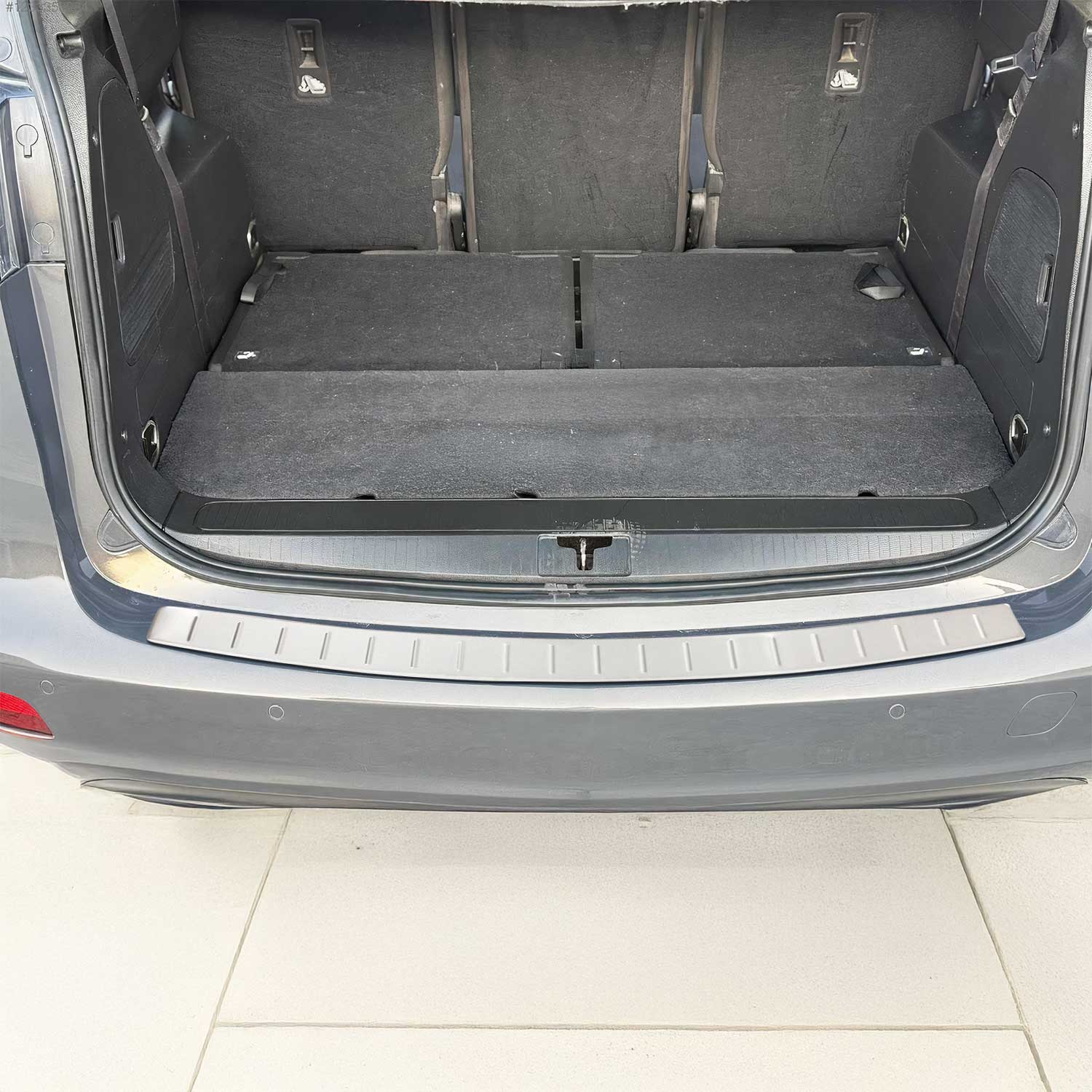 Protector Parachoques para Opel Zafira Tourer C 2011-2019 Plata Brillante Acero