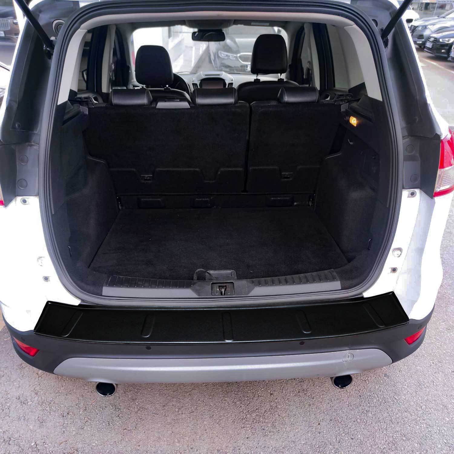 Protector Parachoques para Ford Kuga C520 2013-2020 Negro Brillante Acrílica