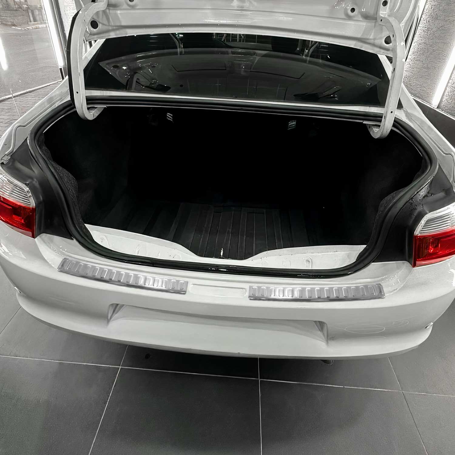 Protector Parachoques para Citroen C-Elysee 2012-2021 Plata Brillante Acero