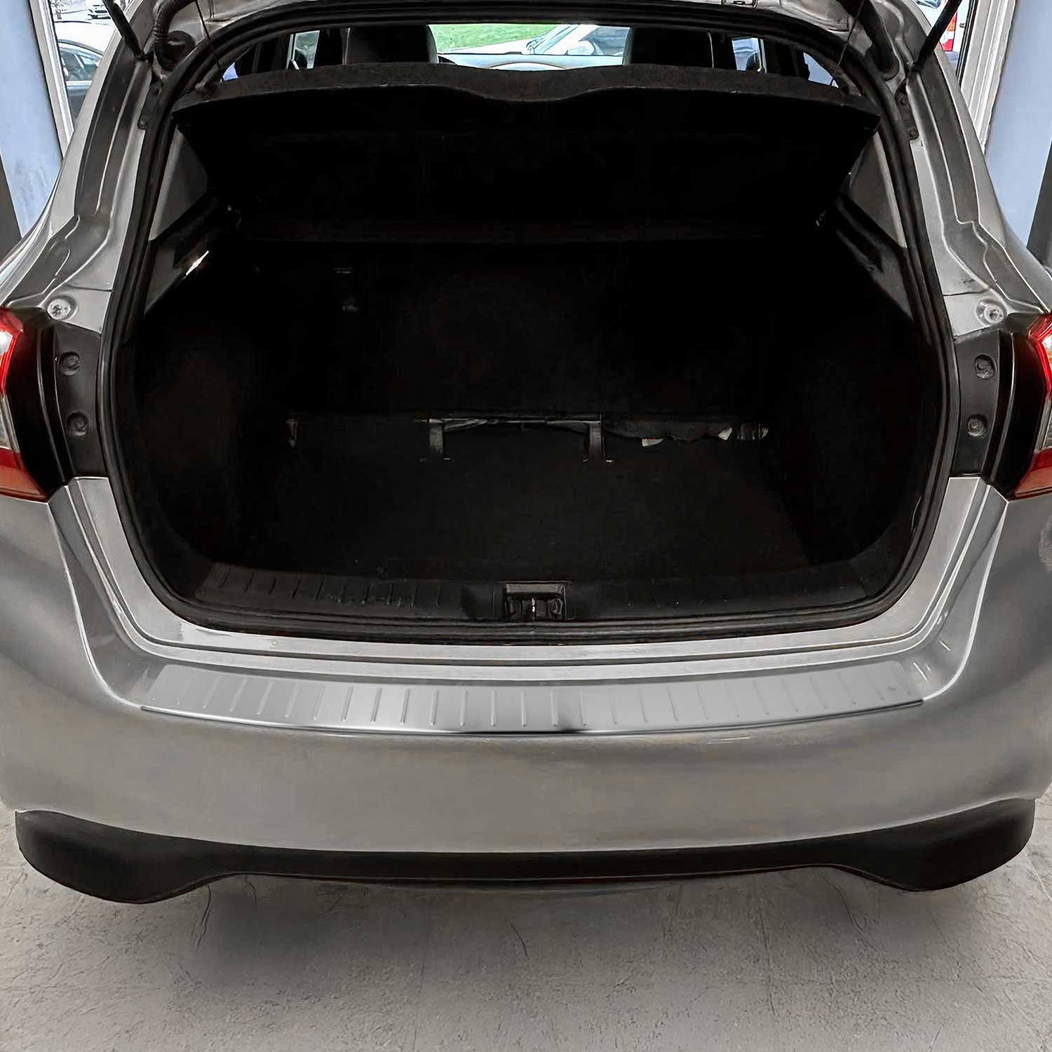 Protector Parachoques para Nissan Pulsar Hatchback 2014-2018 Acero cepillado