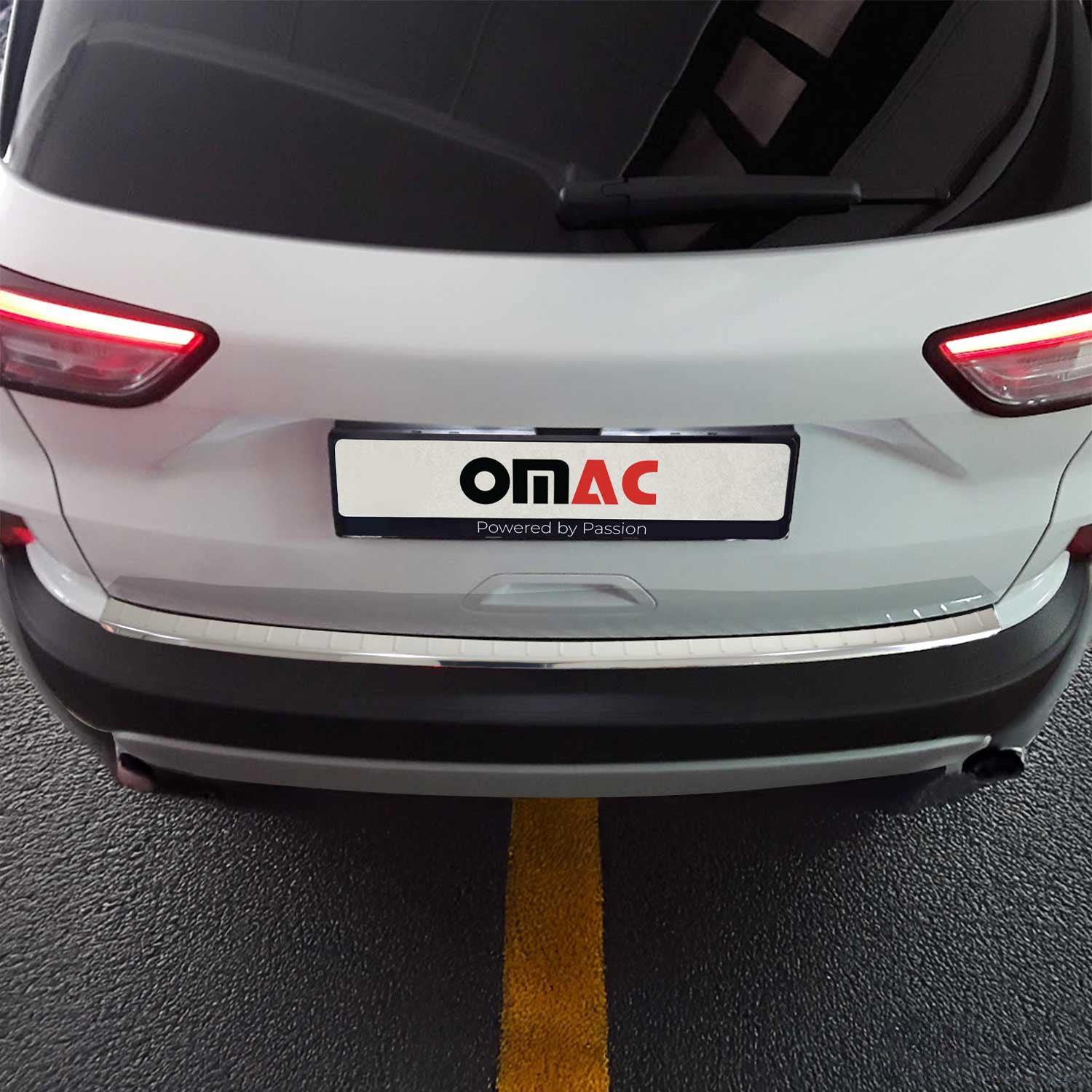 Protector Parachoques para Ford Kuga 3 2020-2025 Plata Brillante Acero