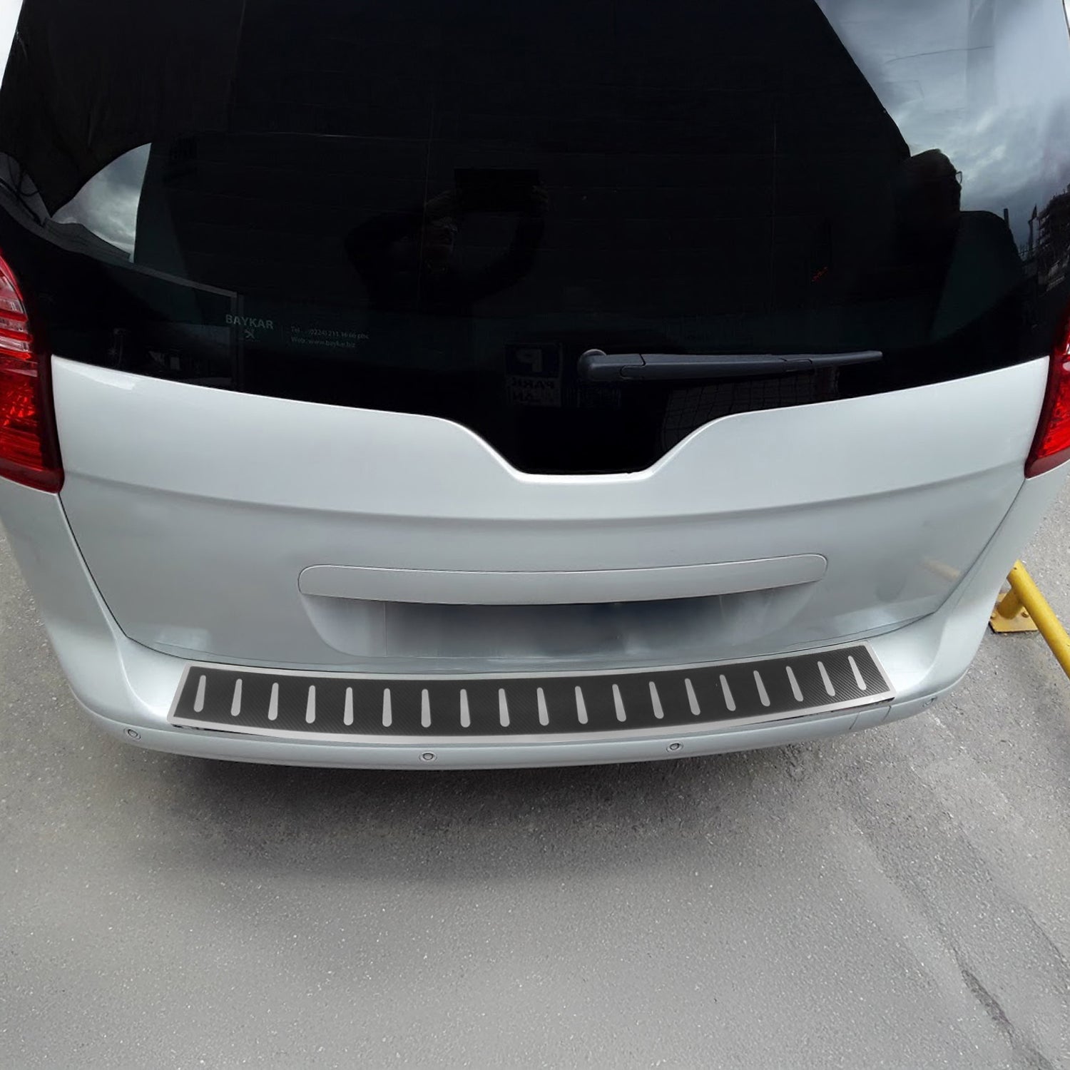 Protector Parachoques para Peugeot 5008 2017-2024 Acabado Carbono Acero