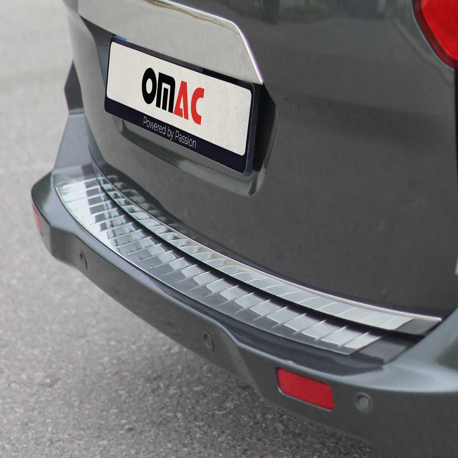 Protector Parachoques para Ford Tourneo Courier 2014-2023 Acero Brillante Plata