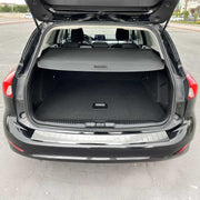 Protector Parachoques para Ford Focus Turnier 2018-2025 Plata Brillante Acero