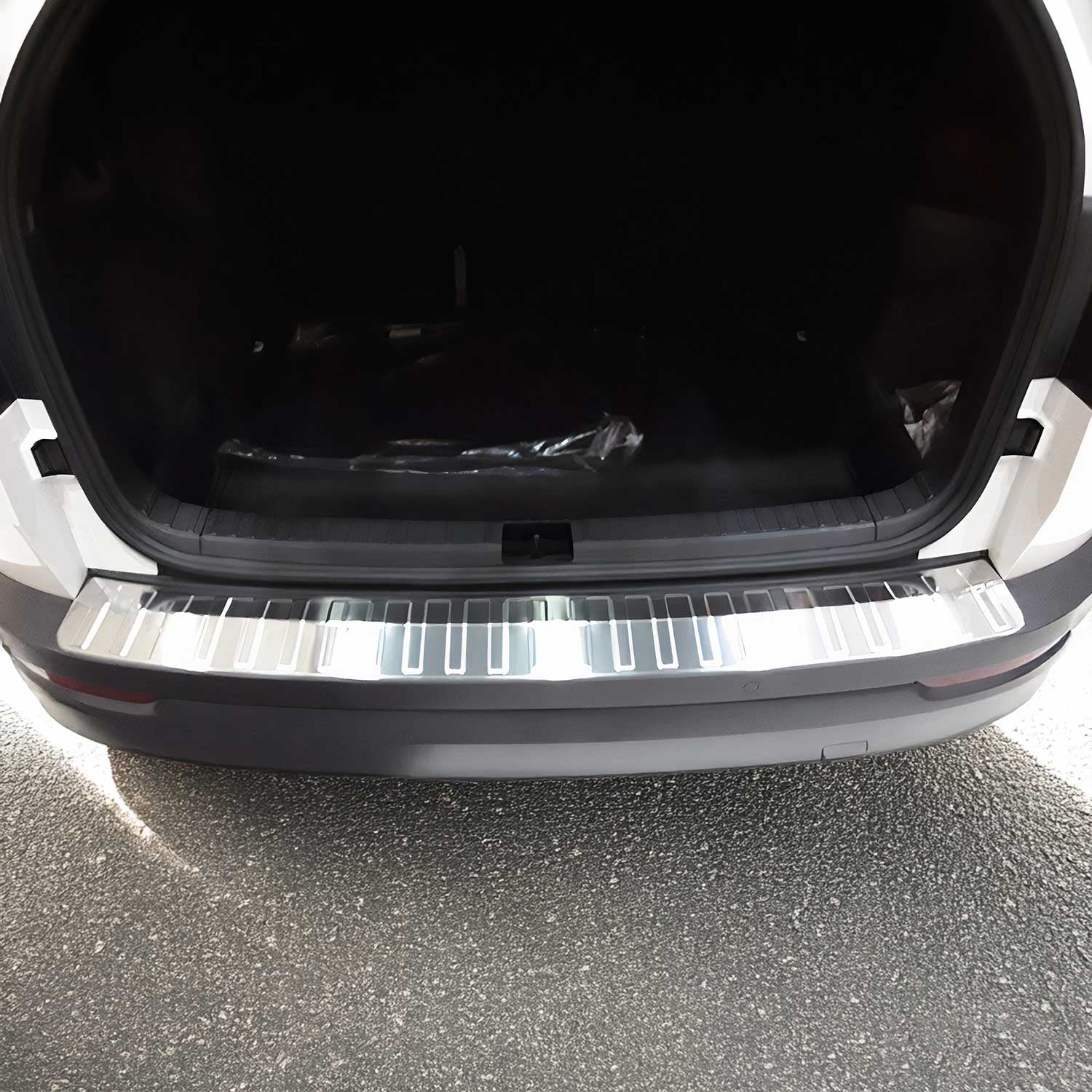 Protector Parachoques para Skoda Karoq 2017-2021 Plata Brillante Acero