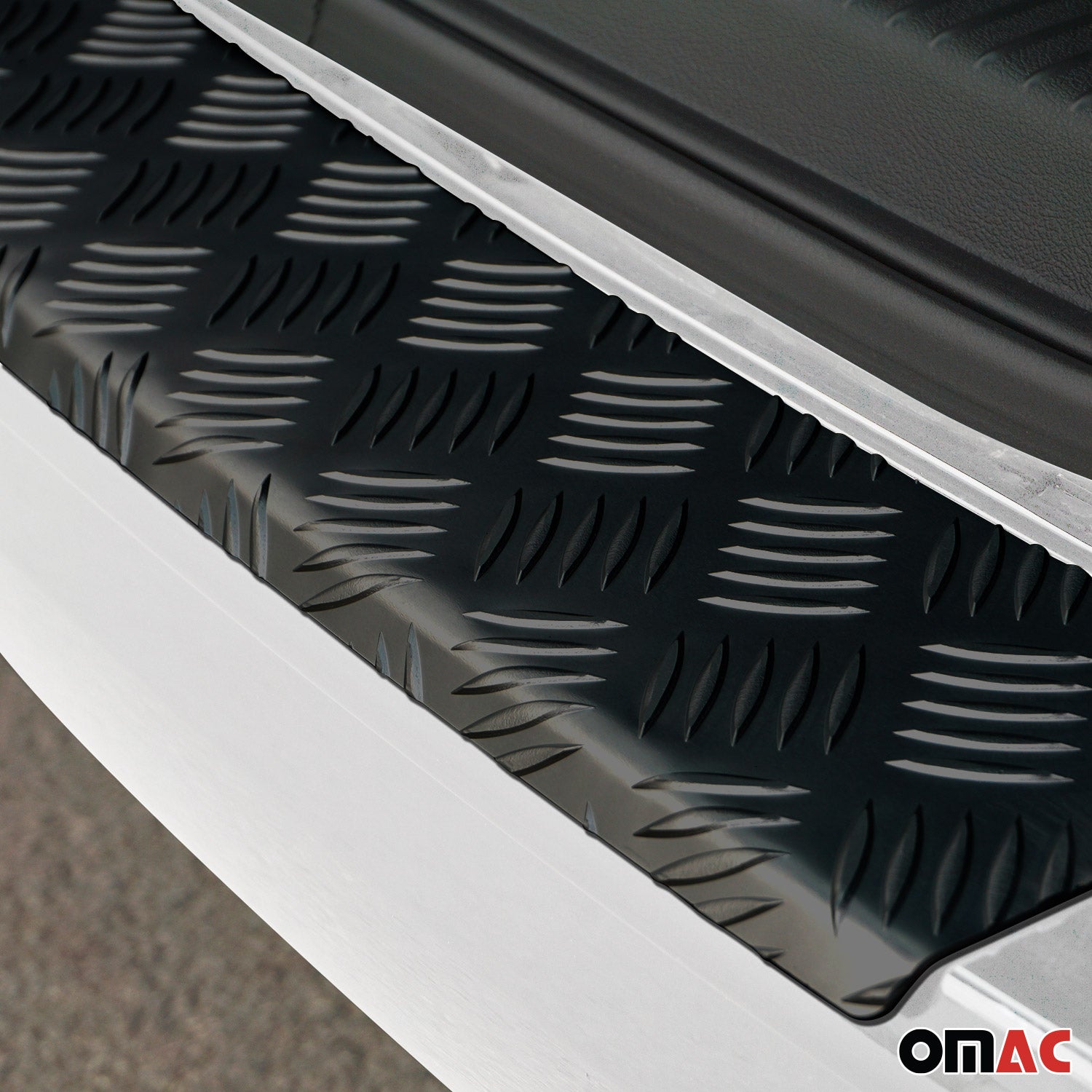 Protector de Parachoques Trasero para Citroen Berlingo 2019-2024 Negro Mate Alu