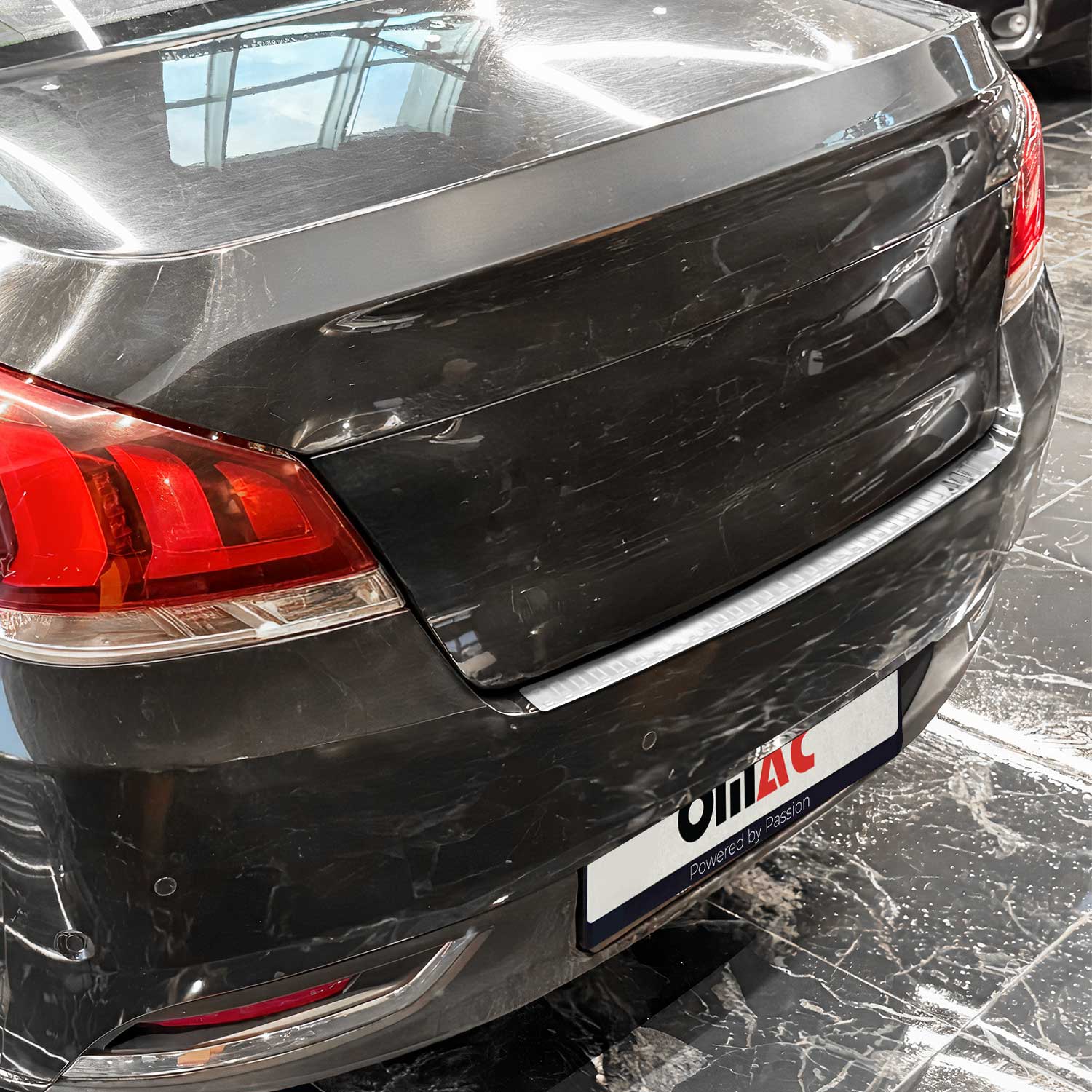 Protector Parachoques para Peugeot 508 2010-2018 Sedán Plata Brillante Acero