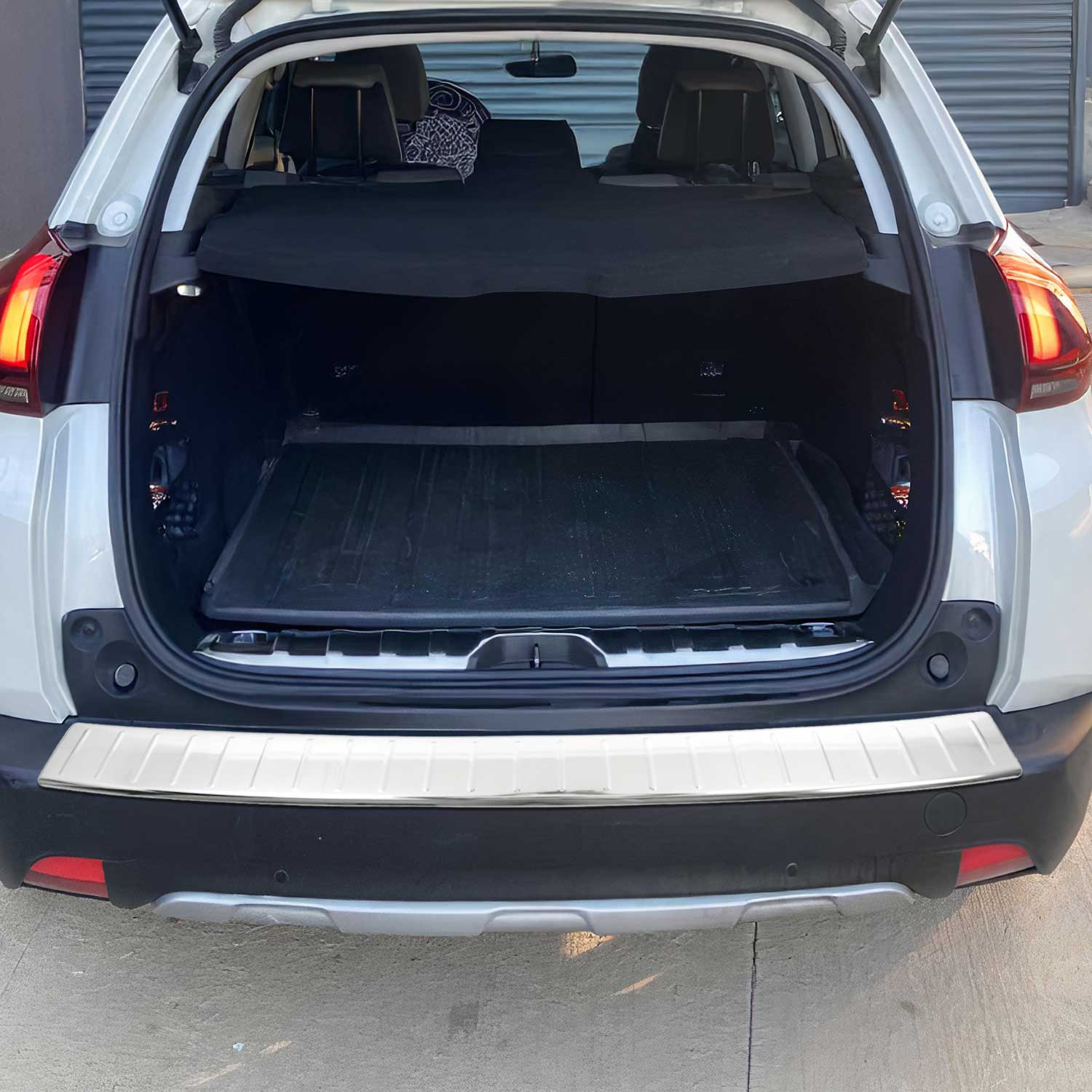Protector Parachoques para Peugeot 2008 2017-2019 Plata Brillante Acero