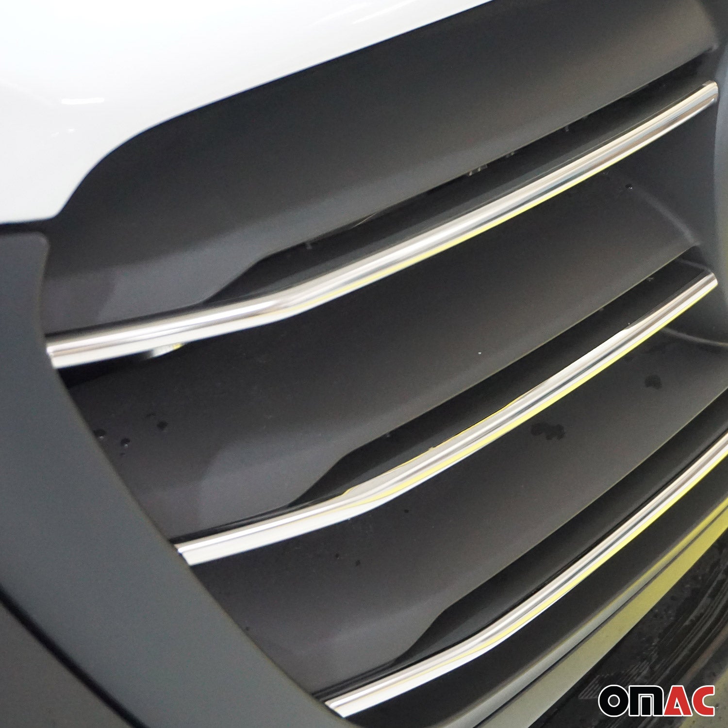 Embellecedor de Parachoques Delantero para Mercedes Sprinter 907 910 2018-2025