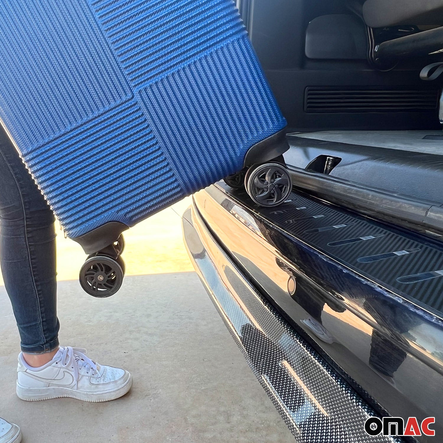 Protector Parachoques para Opel Insignia B Familiar 2017-2024 Carbono & Acero