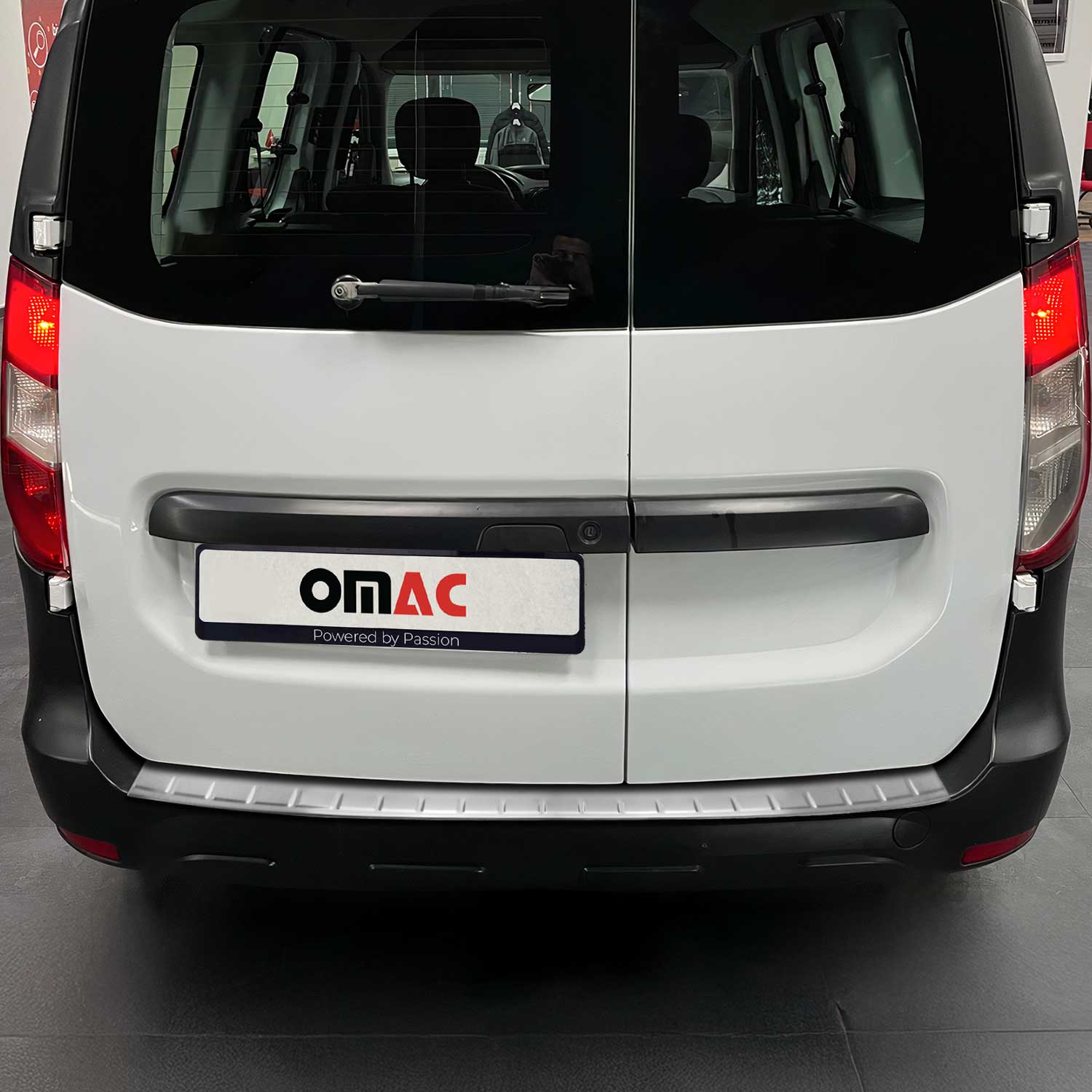 Protector de Parachoques Trasero para Renault Express 2021-2024 Acero cepillado