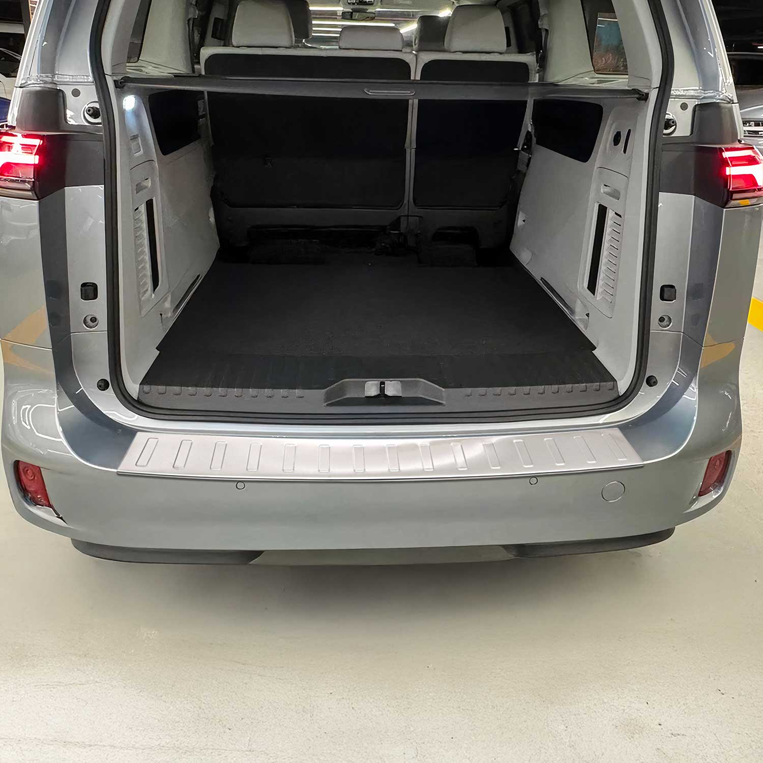 Protector de Parachoques Trasero para VW ID Buzz 2024 Acero cepillado