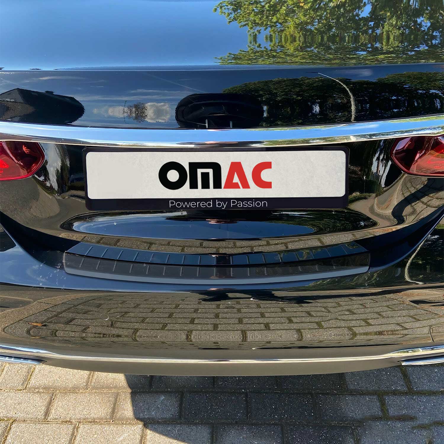 Protector Parachoques para Mercedes E Class W213 Sedán 2017-2023 Oscuro Acero